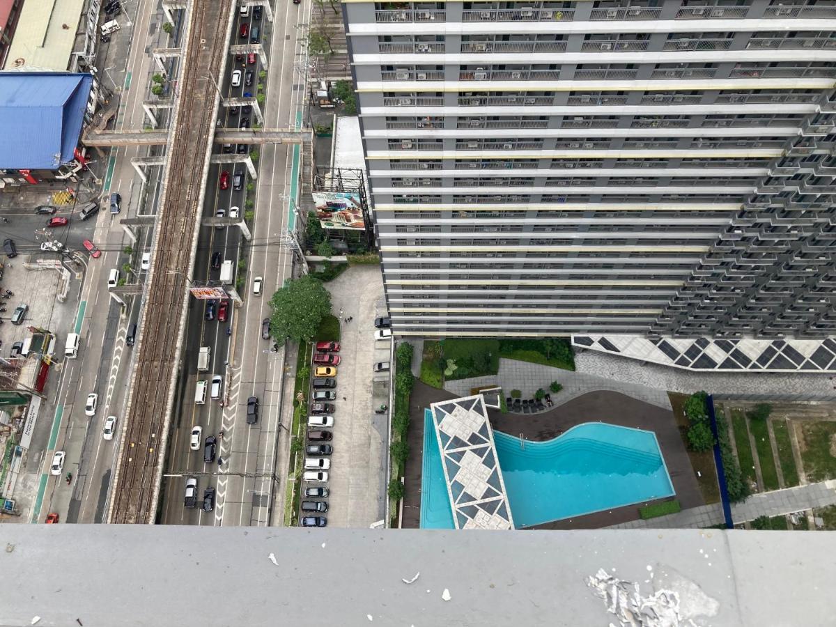 Penthouse Studio At Fame Residence 41St Floor, Shangrila-Megamall Manila Exterior foto